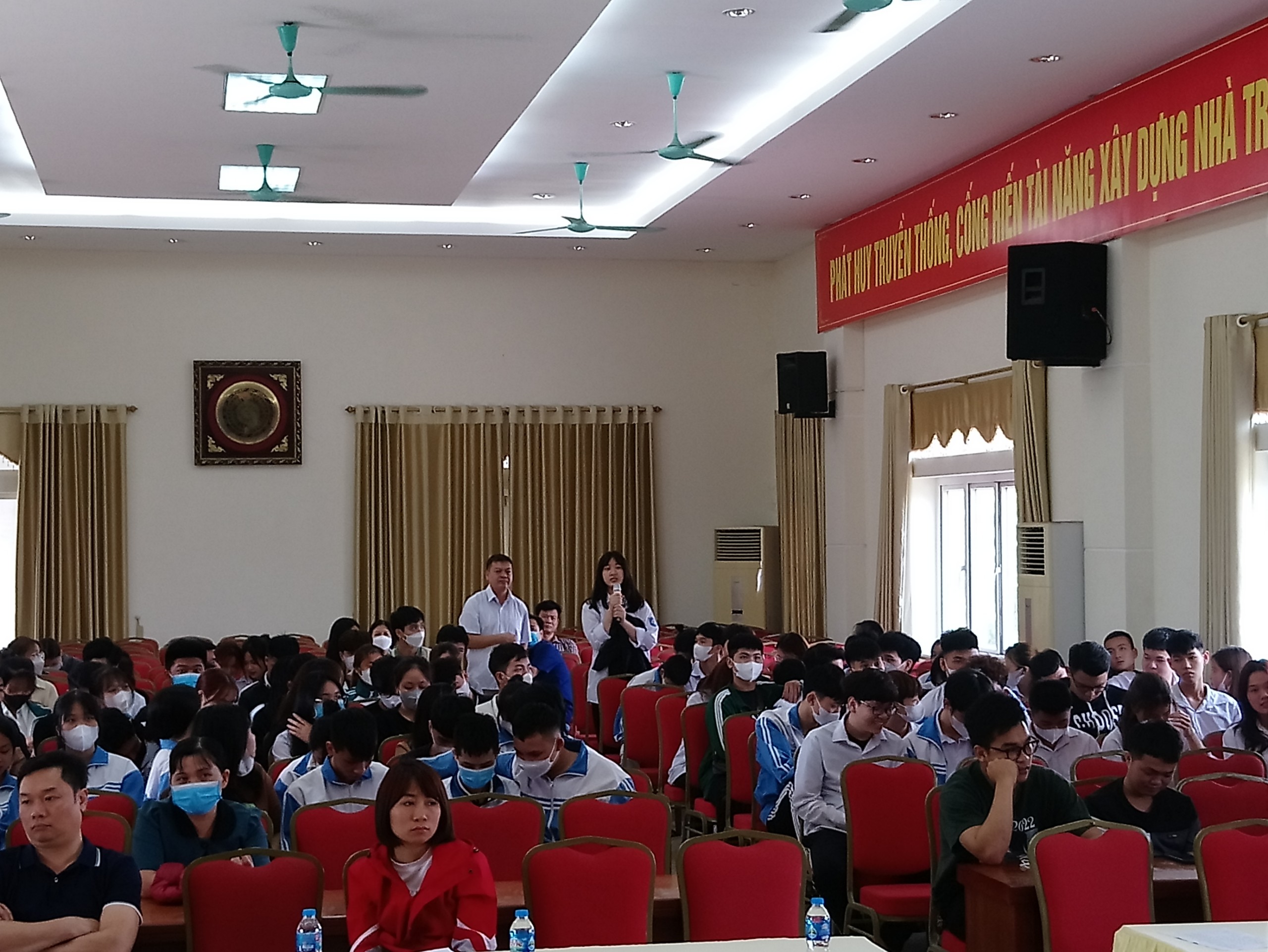 Hội nghị đối thoại giữa Hiệu trưởng Tài xỉu online
 với học sinh, sinh viên năm học 2022 - 2023