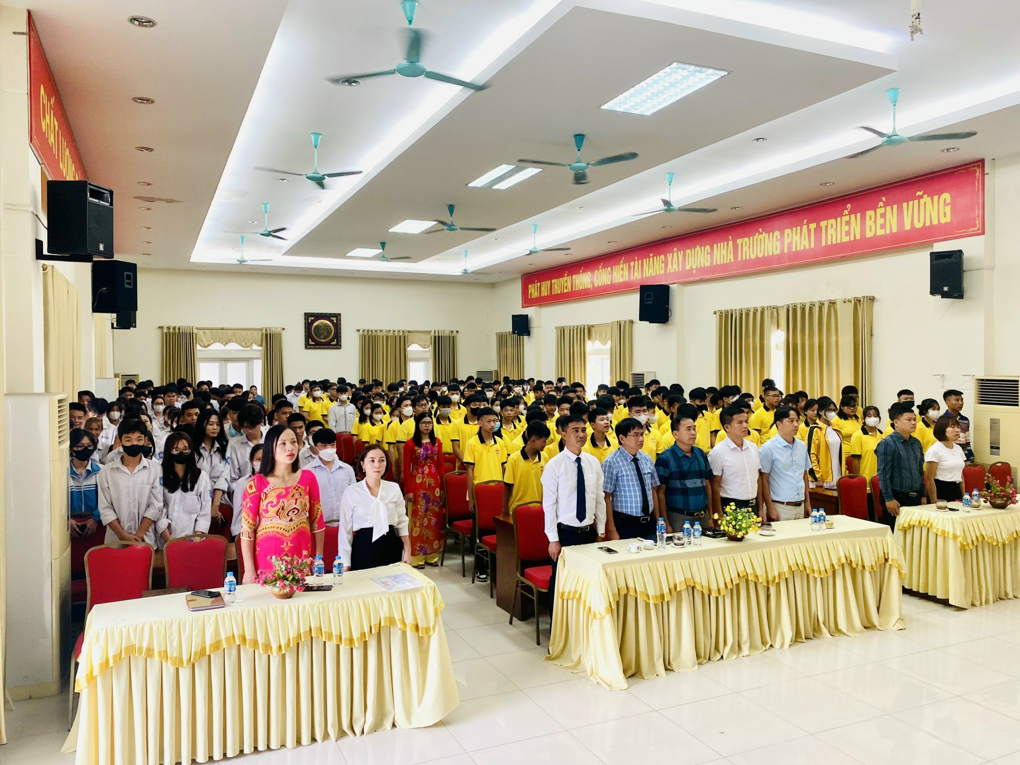 Lễ khai giảng năm học 2023-2024 hệ Giáo dục thường xuyên cấp Trung học phổ thông của Tài xỉu online
